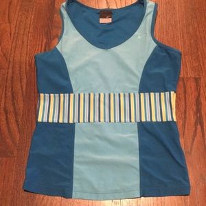 Nike tank top size medium